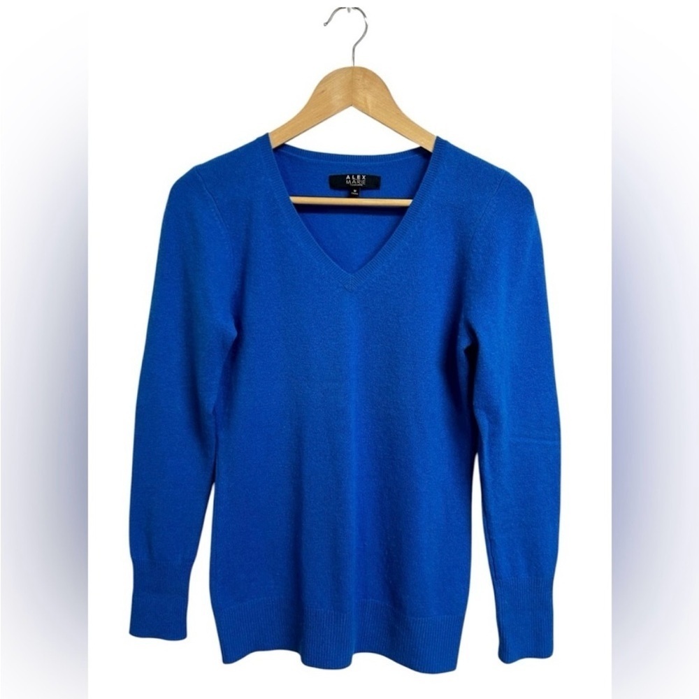 Alex Marie 100% Cashmere V-Neck Sweater Blue Size Medium - Picture 2 of 6